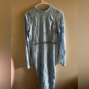 Pretty little thing, baby blue size6